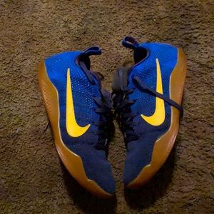 Kobe 11 elite low….PLEAE READ DESCRIPTION